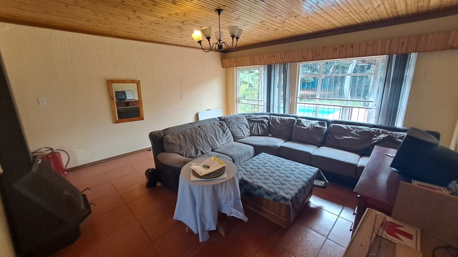 5 Bedroom Property for Sale in Universitas Ridge Free State